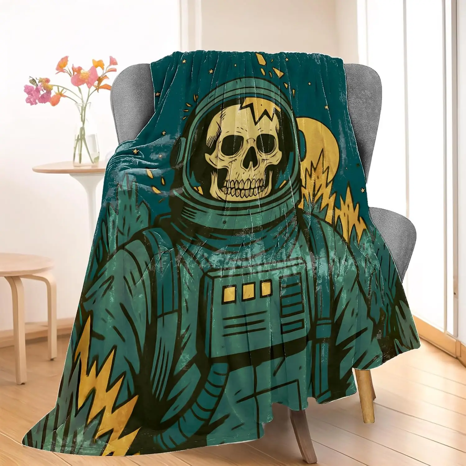 Skull Astronaut Blanket, Comfy & Warm Flannel Space Explorer Skeleton Throw Blanket for Couch, Gifts for Men Boys Adults Kids