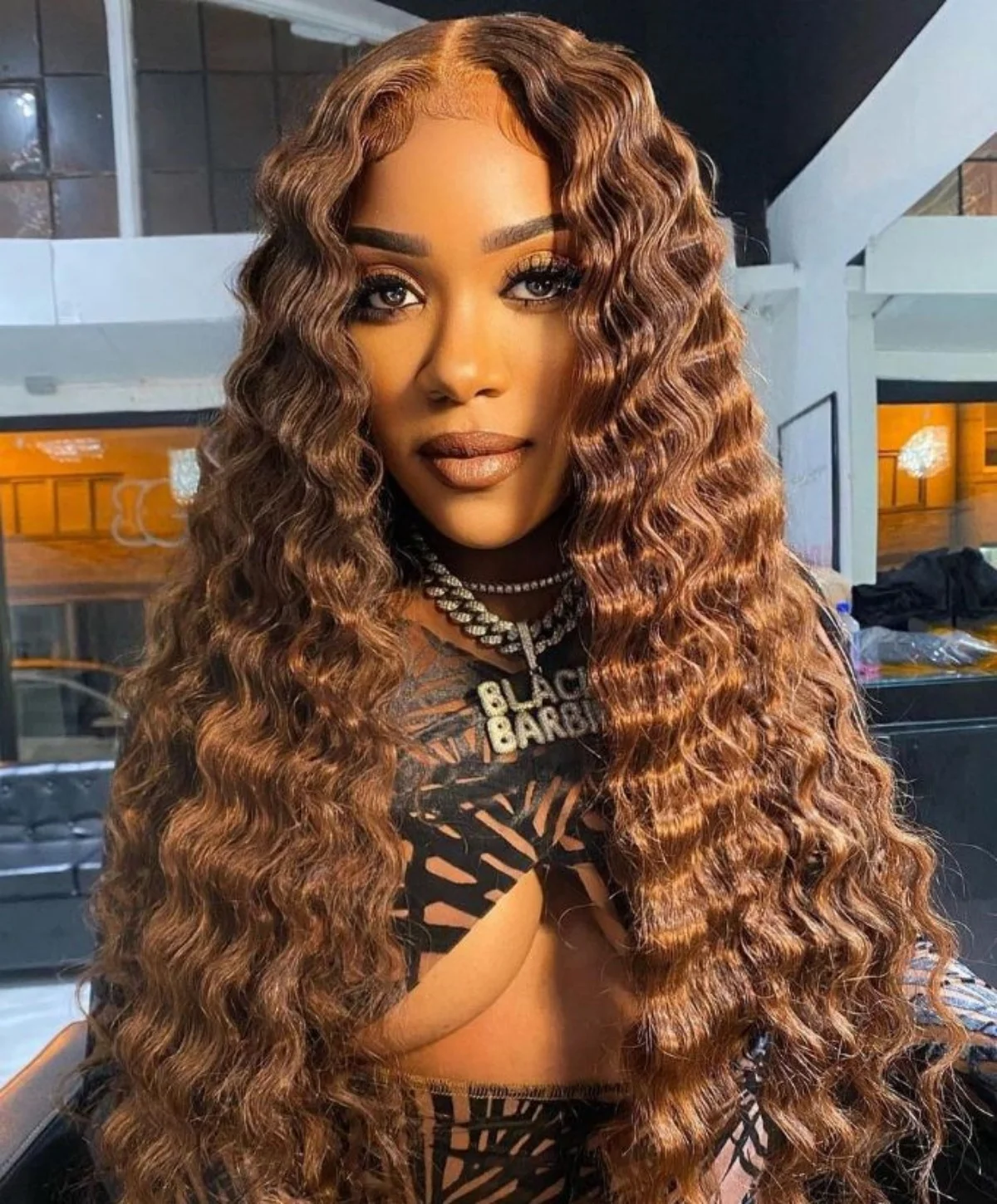 

4 # Шоколадно-коричневый парик с кружевной передней частью 13x4, глубокие волны, предварительно проработанная линия роста волос, коричневые кудрявые парики из натуральных волос для женщин