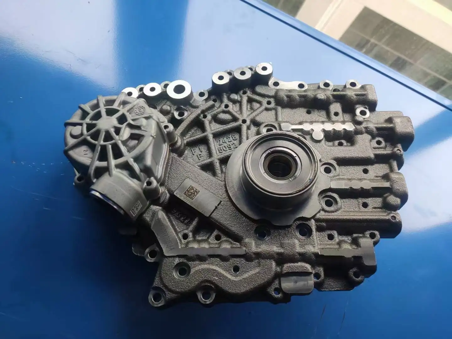 

Новый масляный насос трансмиссии 9T50 OEM 24292178, подходит для Ford GM 9T50, 9-ступенчатая коробка передач, автомобильные аксессуары 9T50E