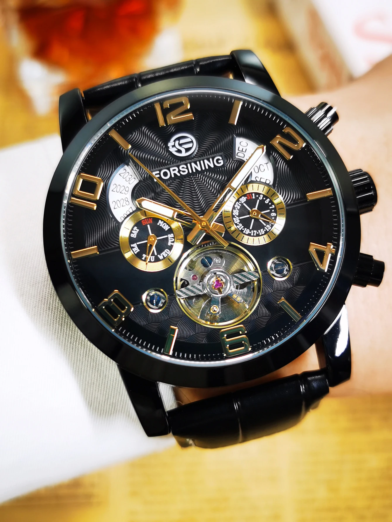 Forsining Retro Tourbillon Skeleton Automatic Mechanical Watch for Men Calendar Window Week Display Leather Belt Classic Watches