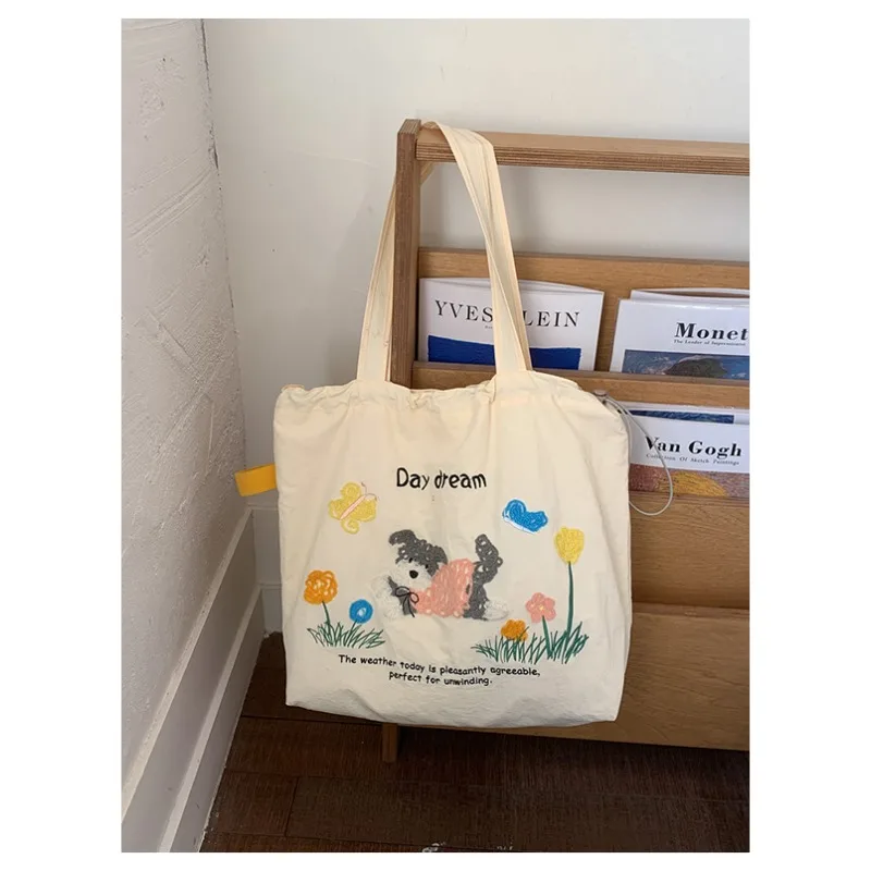 

Новая милая холщовая сумка-тоут с вышивкой в мультяшном стиле для женщин, с принтом животных, на каждый день, для студентов, для покупок, 2026 год