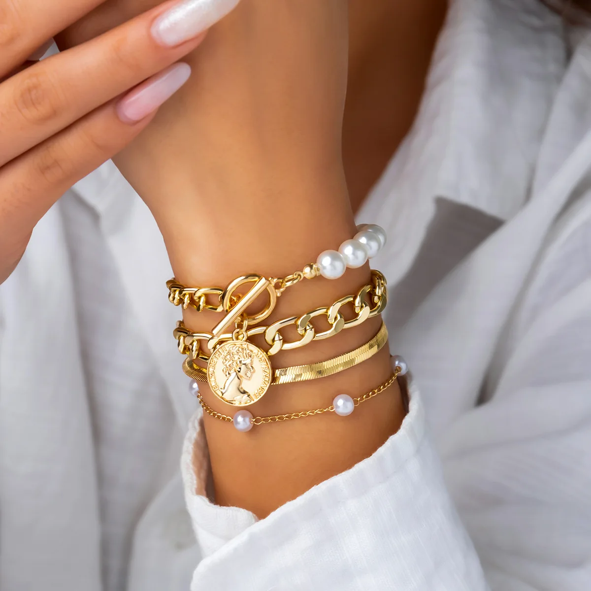 Edgy Sweet Cool Faux Pearl Bracelet Set Cross Chain Link with Portrait Design for Women High Quality Hand Jewelry