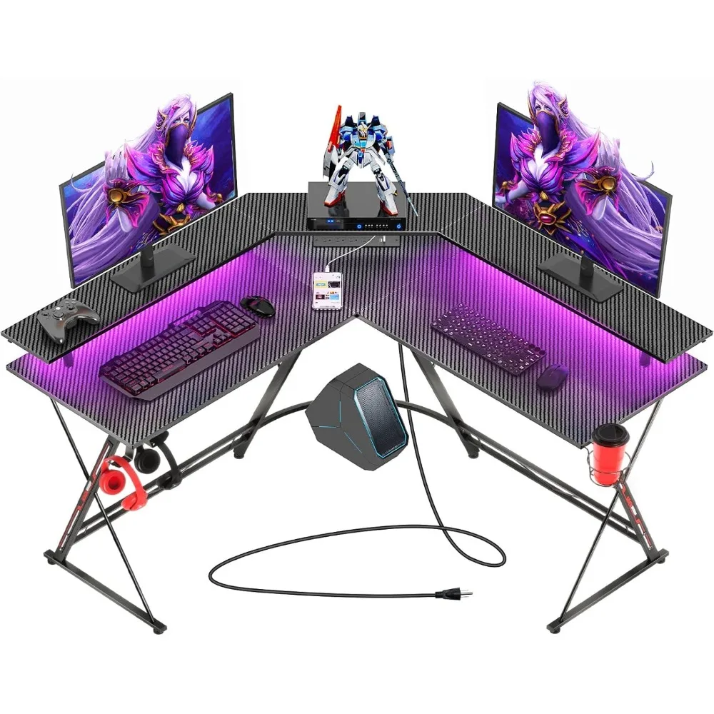 Bureau de jeu en forme de L avec lumières LED et prises de courant, bureau d'ordinateur 50.4 pouces, support de moniteur, surface en fibre de carbone