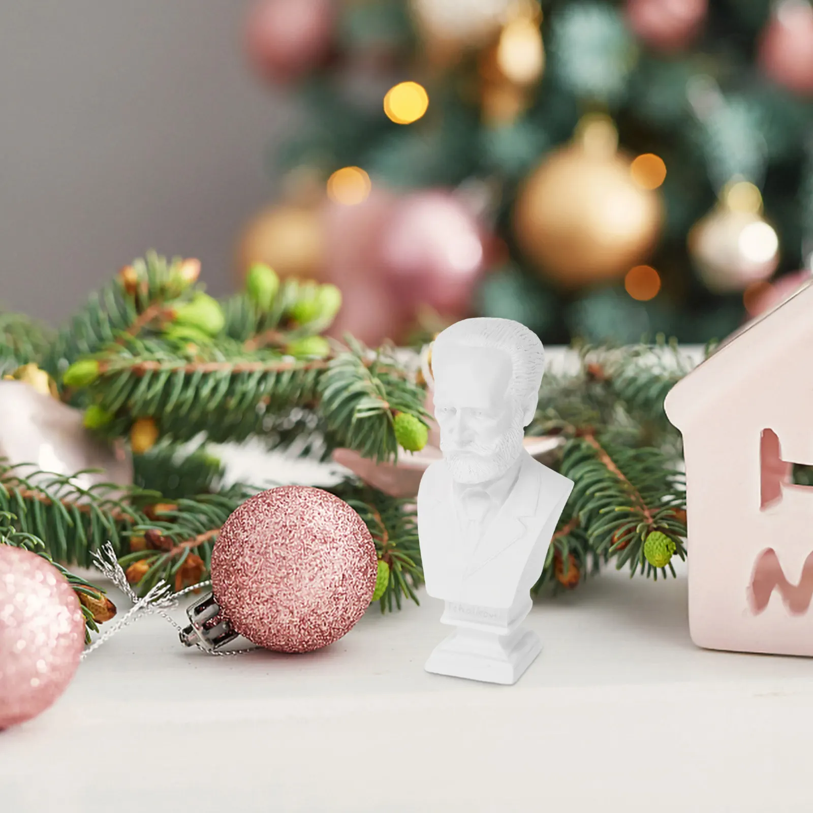 Resin Musician Bust Statue Miniature Sculpture Realistic Detail Desktop Decoration Home Office Decor Tabletop Adornment Art
