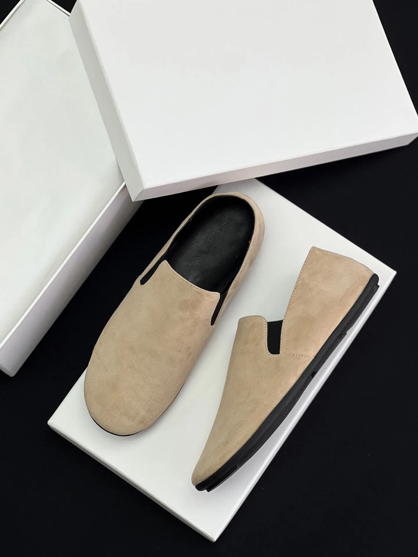 Sepatu Wanita Loafers Suede Nyaman