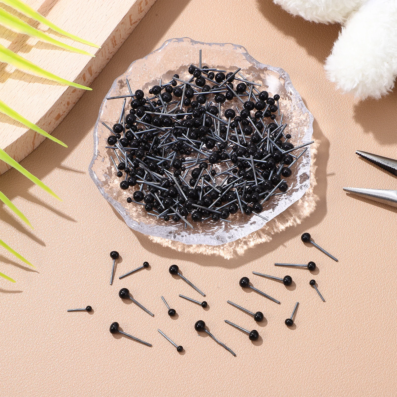 

300Pcs Crochet Safety Eyes Glass Material Multiple Sizes Smooth Shiny Finish for Crafting Projects Eyes for Crafting