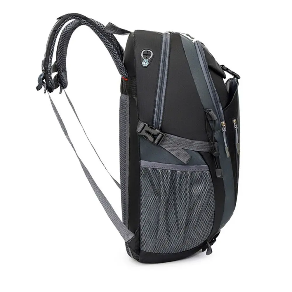 

Сумка для альпинизма большой емкости на открытом воздухе, износостойкий водонепроницаемый нейлоновый дорожный рюкзак с отверстием для зарядки через USB