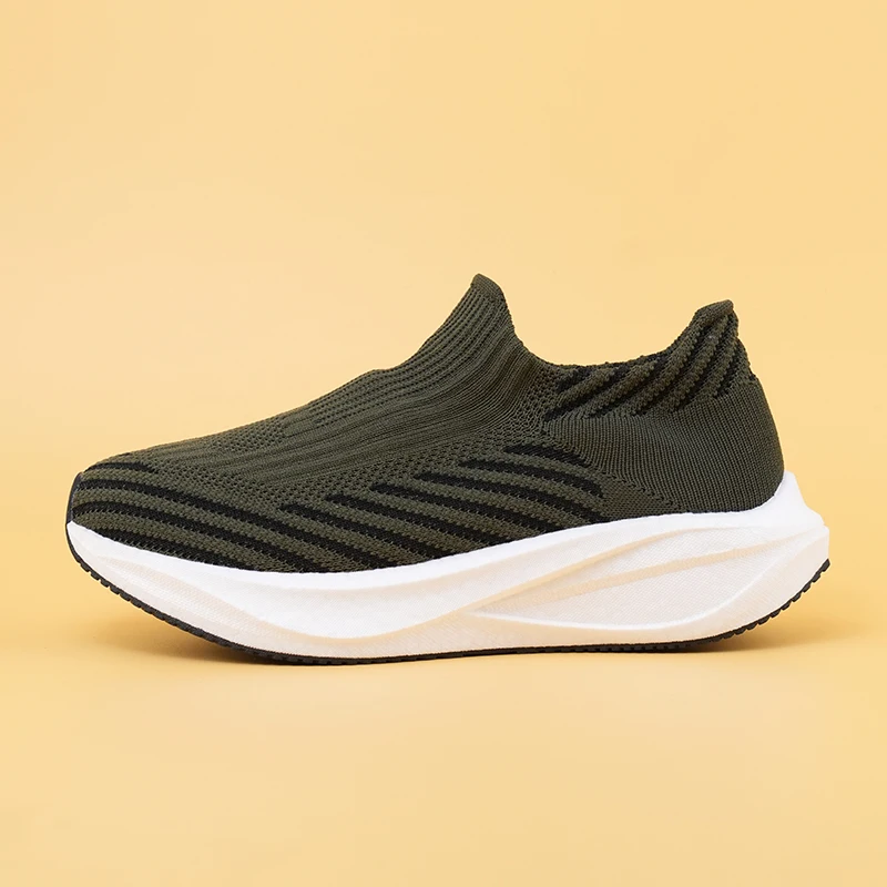 Couple Style Breathable Mesh Slip-On Casual Sports Shoes with Thick Soles, Height-Increasing, Non-Slip Walking Shoes for Men and Women