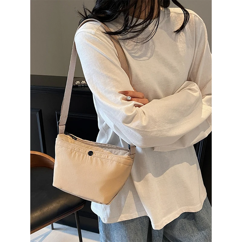 

Холщовая сумка женская весна и лето 2025 новый нишевый дизайн модная сумка через плечо элитная женская сумка через плечо