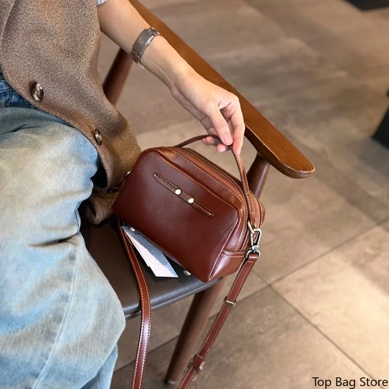 Sophisticated Vintage Everyday Shoulder Bag for Women Genuine Leather Top Grain Leather Convertible Strap Luxury Handbag