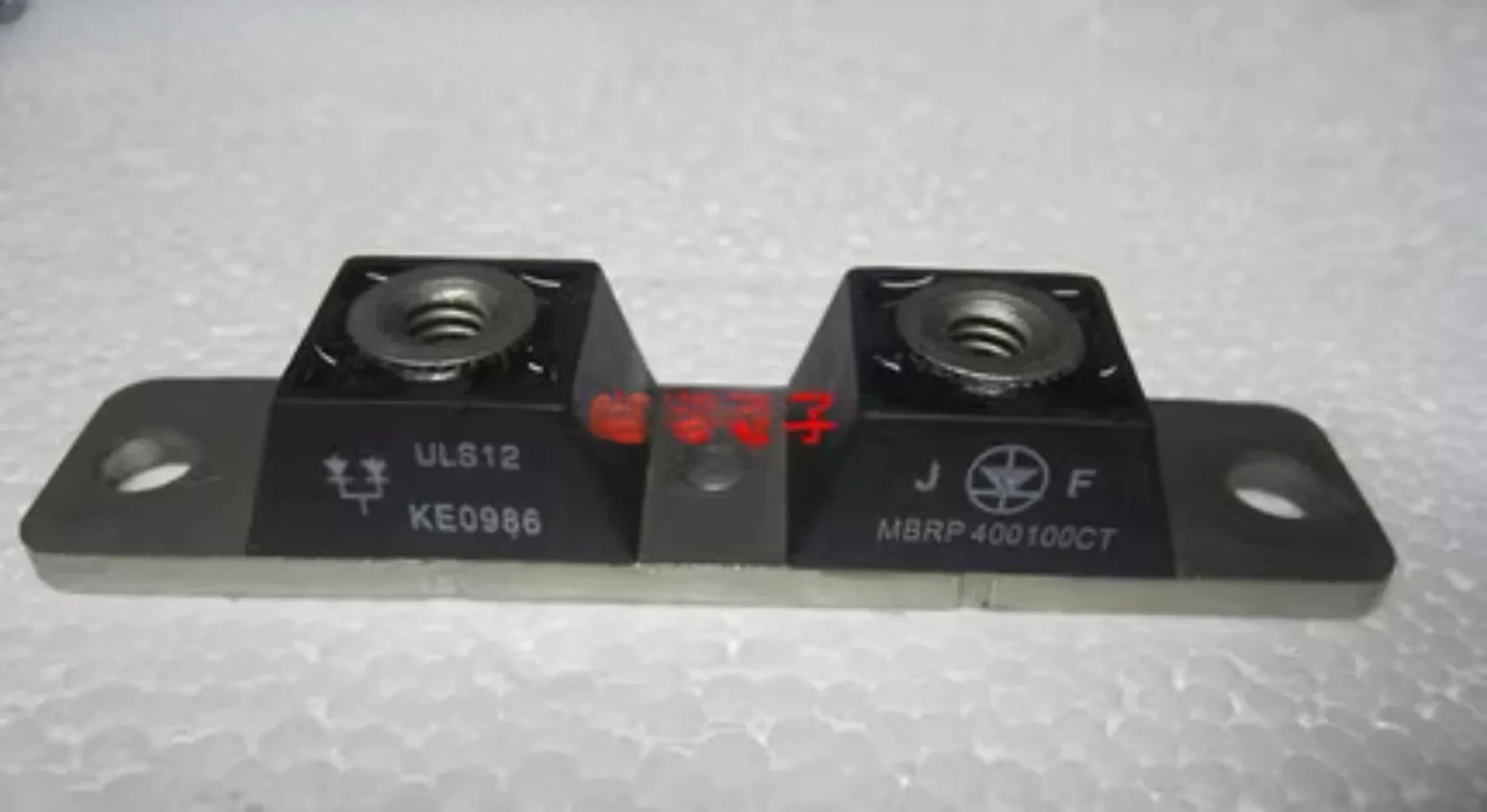 

MBRP400100CT MBRP300200CT Покрытие источника питания Выпрямительный диодный модуль