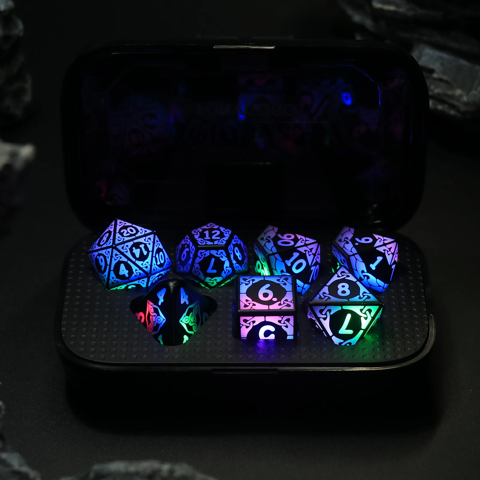 rechargeable-light-up-dice-7pcs-set-polyhedral-dice-set-for-rpg-role-playing-tabletop-games-d-d
