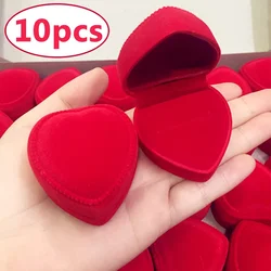 Caja de anillo de corazón de terciopelo rojo, estuche de exhibición de joyería, soporte de Cajas de Regalo, organizador romántico de boda, estuche de anillo de compromiso, venta al por mayor, 10 piezas