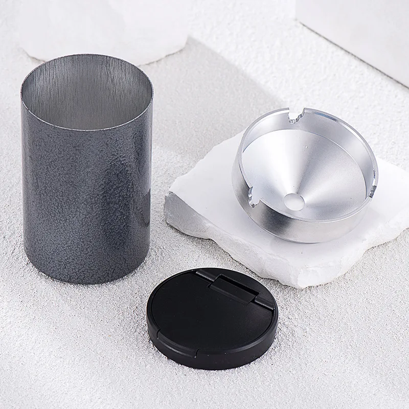 Thickened Stainless Steel Car Mounted Hotel Bar Internet Cafe Home Anti Fall and Windproof Ashtray Trendy Smoker Gift Ashtray