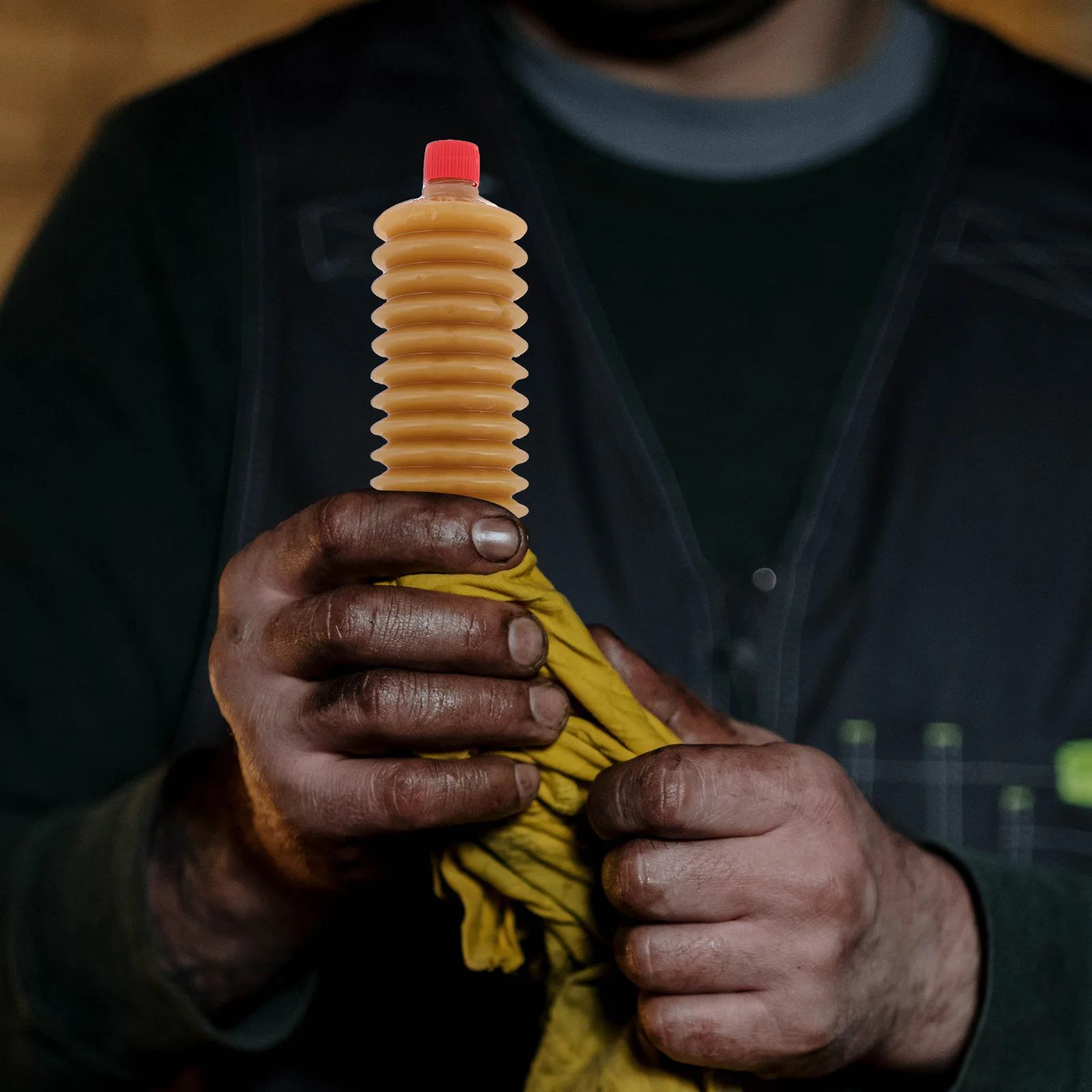 

Yellow Grease Lubricant Multi-Purpose Synthetic Automotive Mechanical High Temp Bearing Grease For Car Sunroof Window