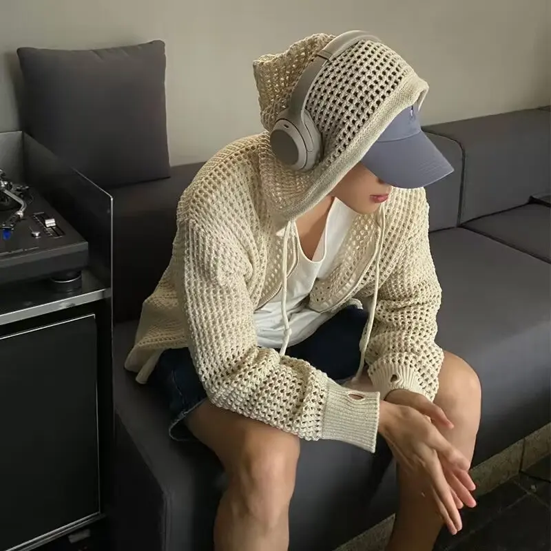 2026 Mantel Kasual Pria Berlubang Bernapas Cardigan Sweater Musim Panas Ringan Berkerudung Rajutan Atasan Korea Trendi Pakaian Streetwear