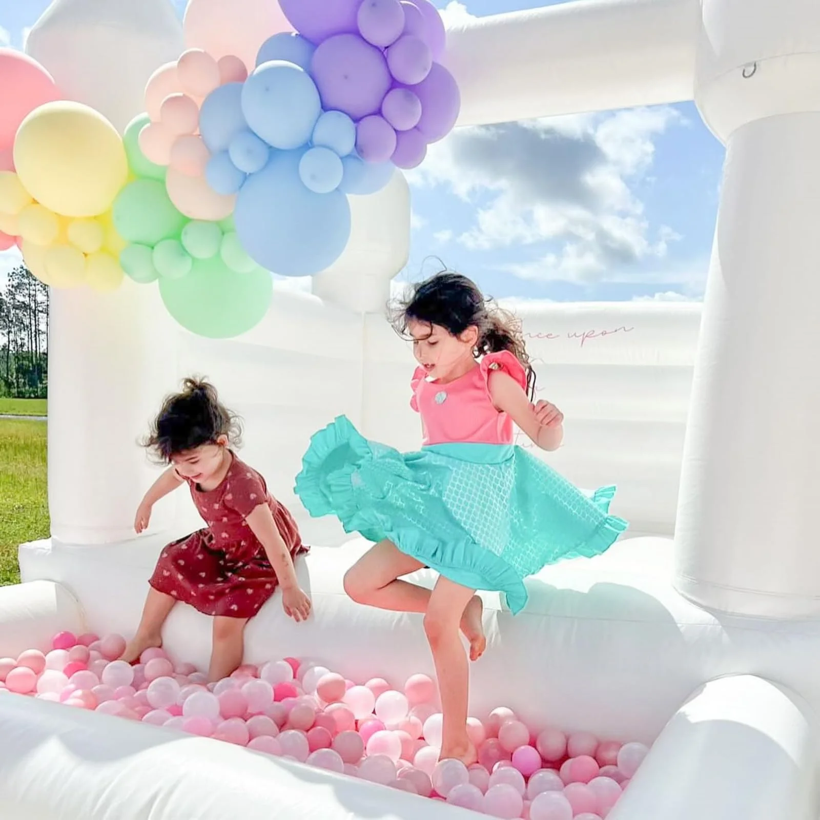 10X8FT Inflatable White Bounce House Castle with Ball Pit&Air Blower, White Jumper Bouncy Castle Wedding Decoration Jumping Bed