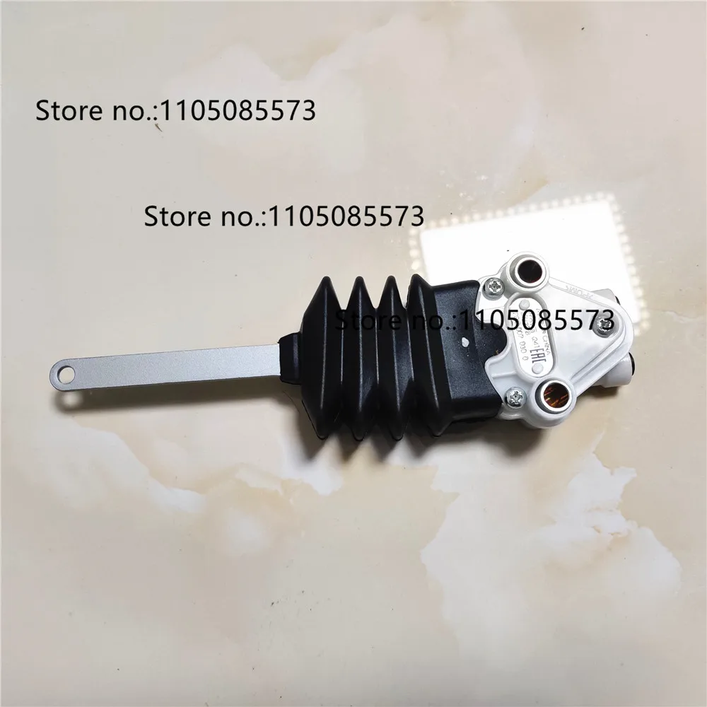 for Shaanxi Automobile Heavy Truck Delong X3000F3000 new M3000 cab airbag height control valve regulating valve