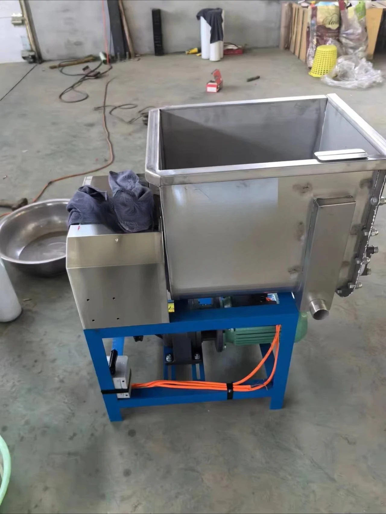 آلة تصنيع الغلوتين الدقيق سيتان الغسالة التجارية مزدوجة دوامة الغلوتين تشكيل الغسالة