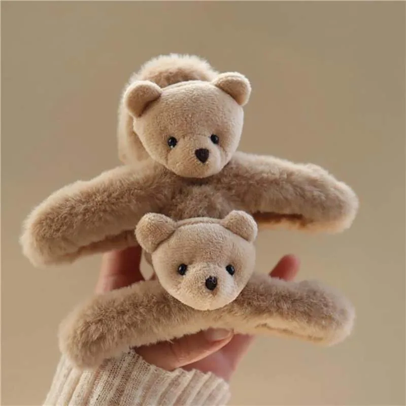 Cute Bear Plush Hairpin for Women Kawaii Design Large Hair Clips Fashion Big Claws Clip Party Hair Accessories Girls Gift 2023