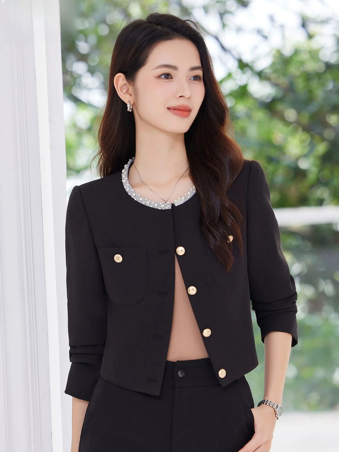 

Fashionable Short Quilted Jacket Women's Heavy Bead Embellishment Small Size Lady's Top Commute Style round Neck Long Sleeve