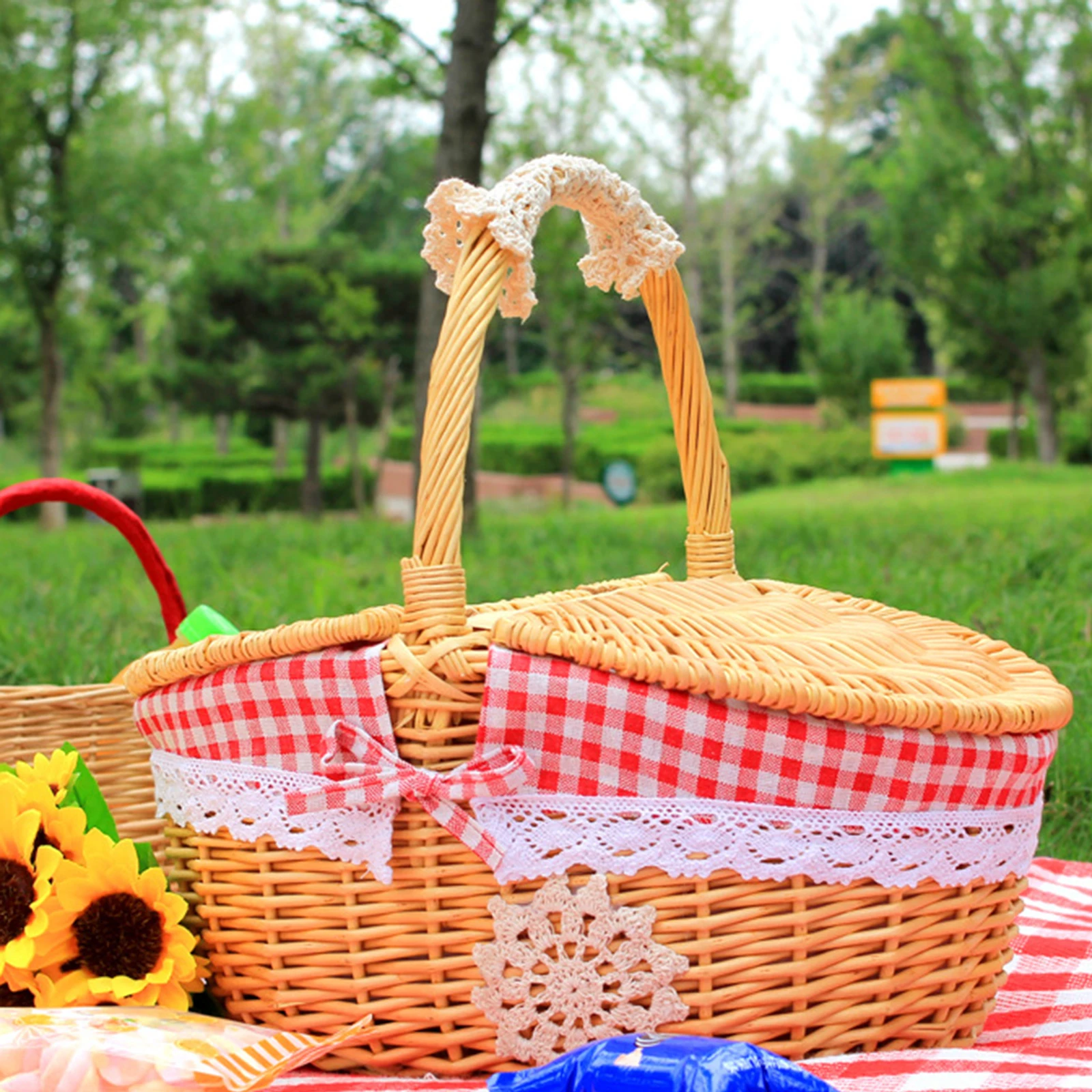 Handwoven Wicker Picnic Basket with Lid and Handle for Hiking Beach Picnic Camping Outdoor Storage Container