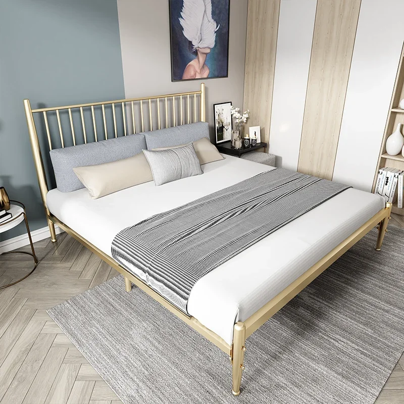 

Postmodern Iron Designer Bed Double Light Luxury Aesthetics Bed Modern Simple Princess Romantic Bedroom Muebles Trendy Furniture