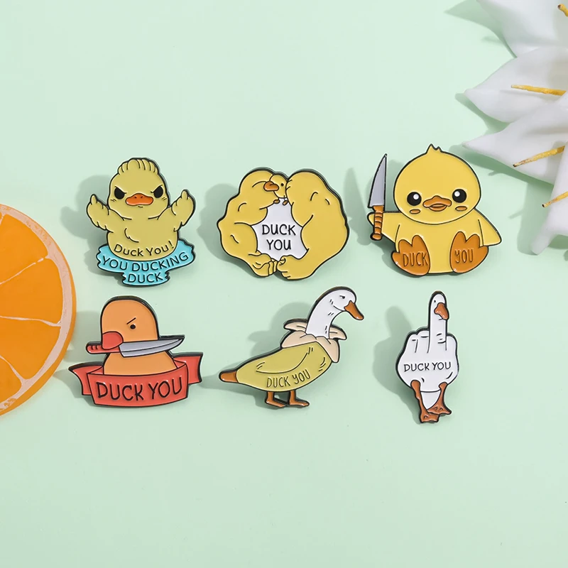 6styles Personalized Little Yellow Duck Cute and Creative Fashion Enamel Emblem Flip Collar Pin Bag Jewelry Accessories