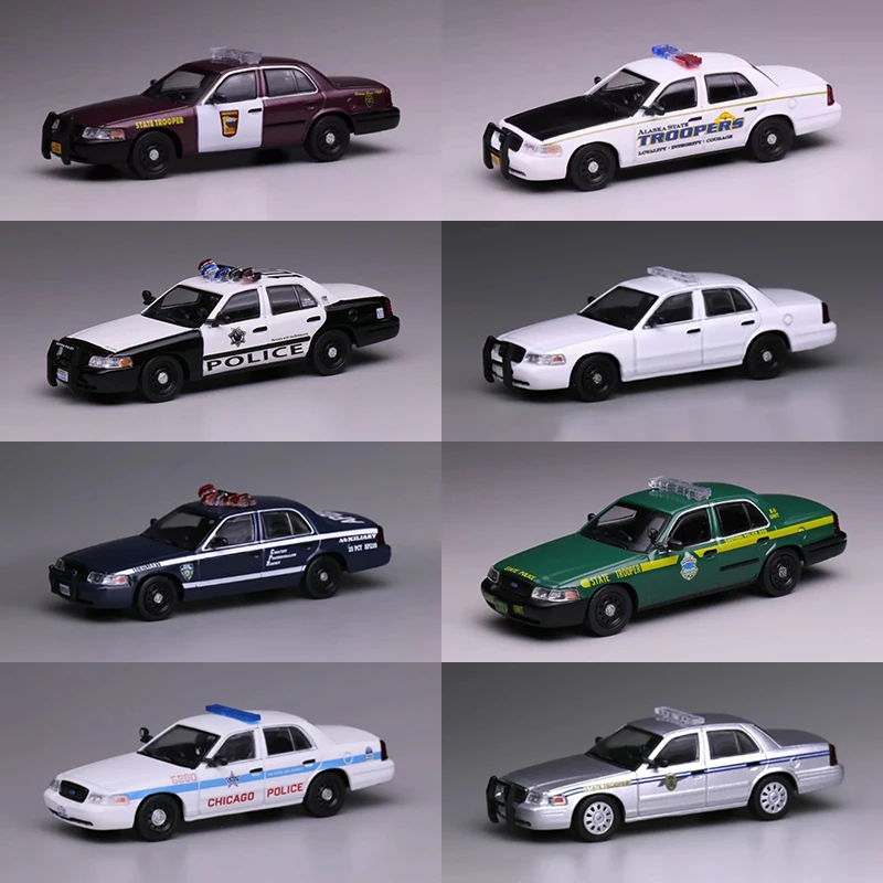 596 نموذج 1:64 نموذج سيارة مصنوع من خليط معدني تاج CV POLICE
