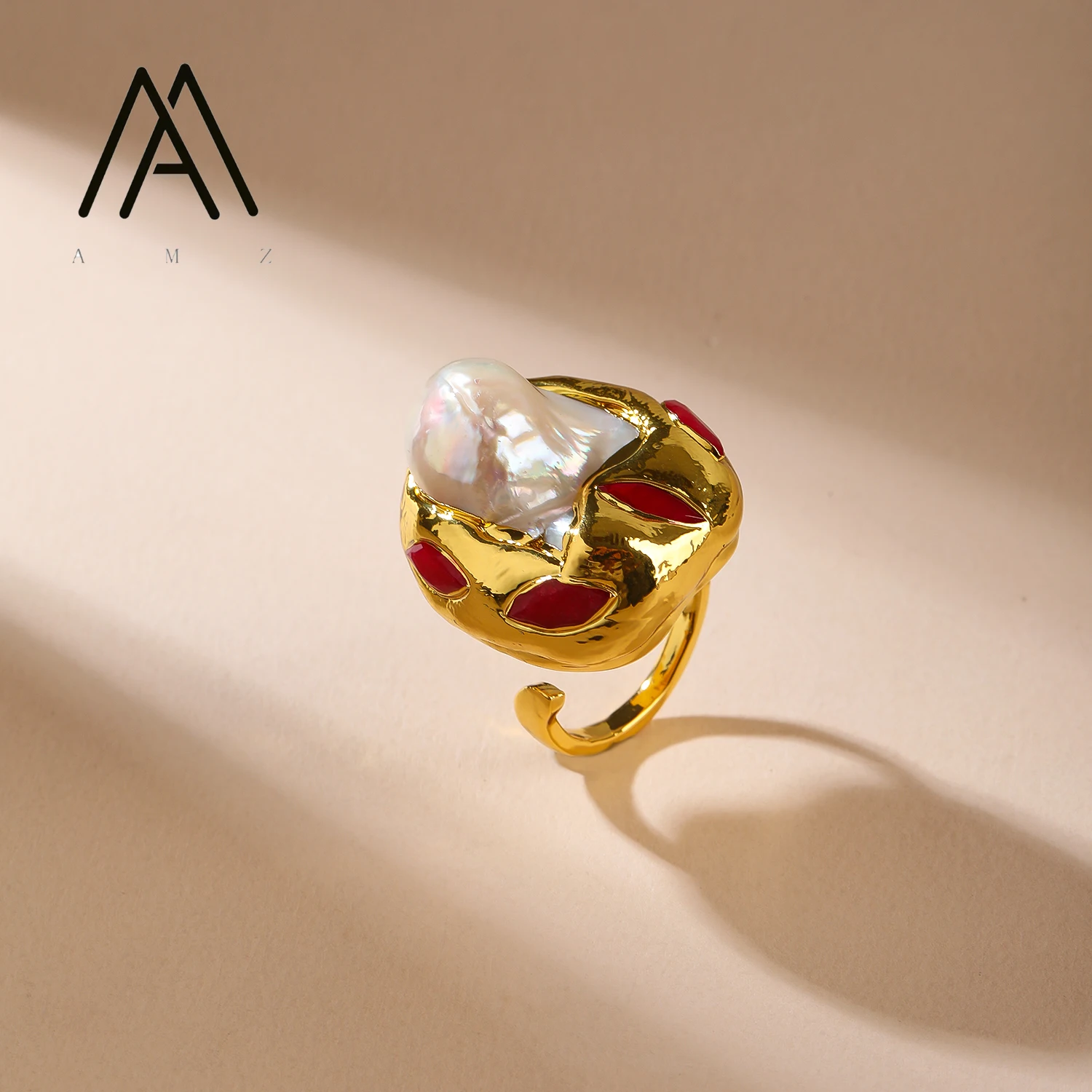 

Pearl Red Jade Ring Fashion Elegant Natural Gemstone 18K Gold-Plated Open-Band Ring Vintage Jewelry for Banquets Daily Wear