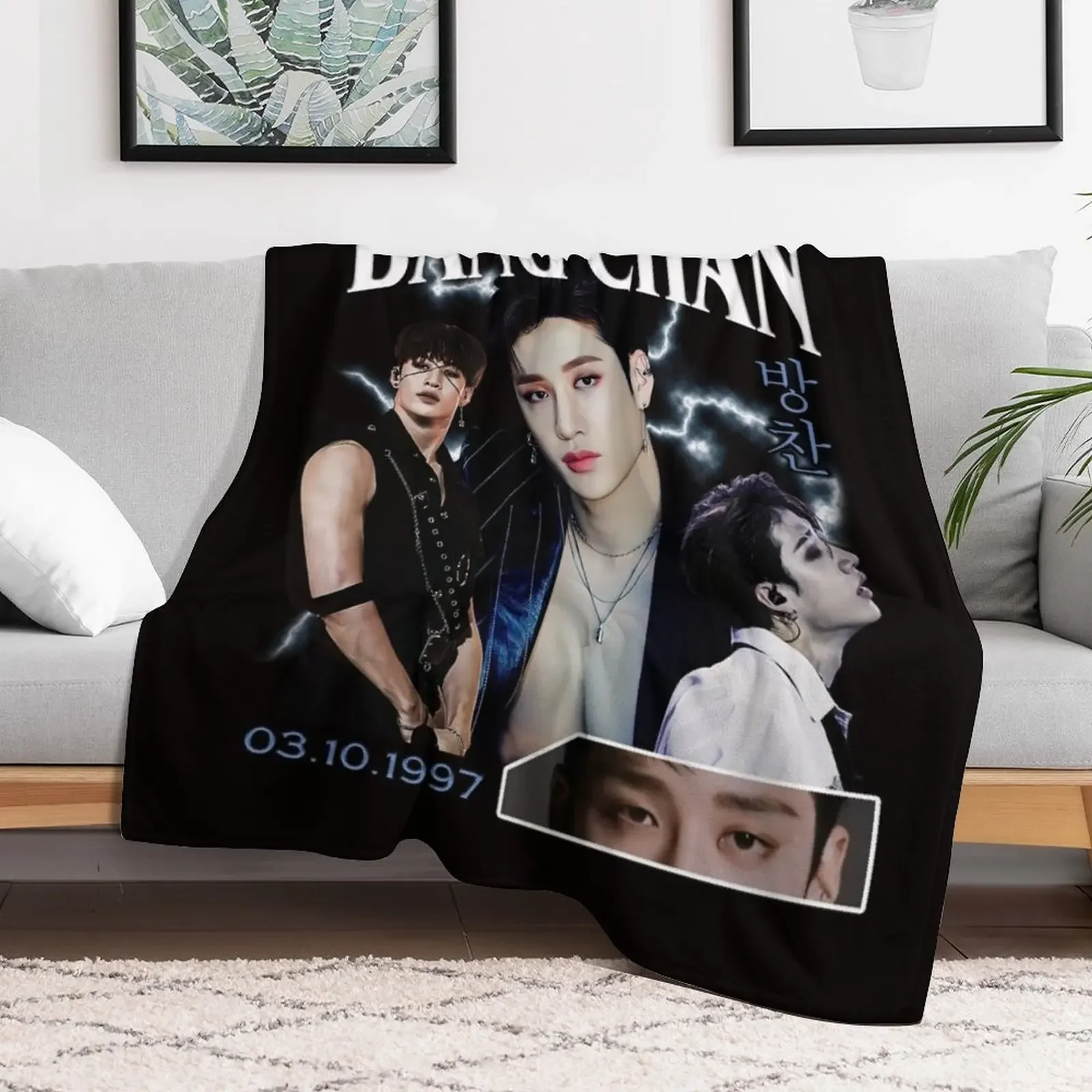 Bang Chan Shirt Vintage 90 Retro T Shirt Tee Throw Blanket for sofa Vintage Blankets