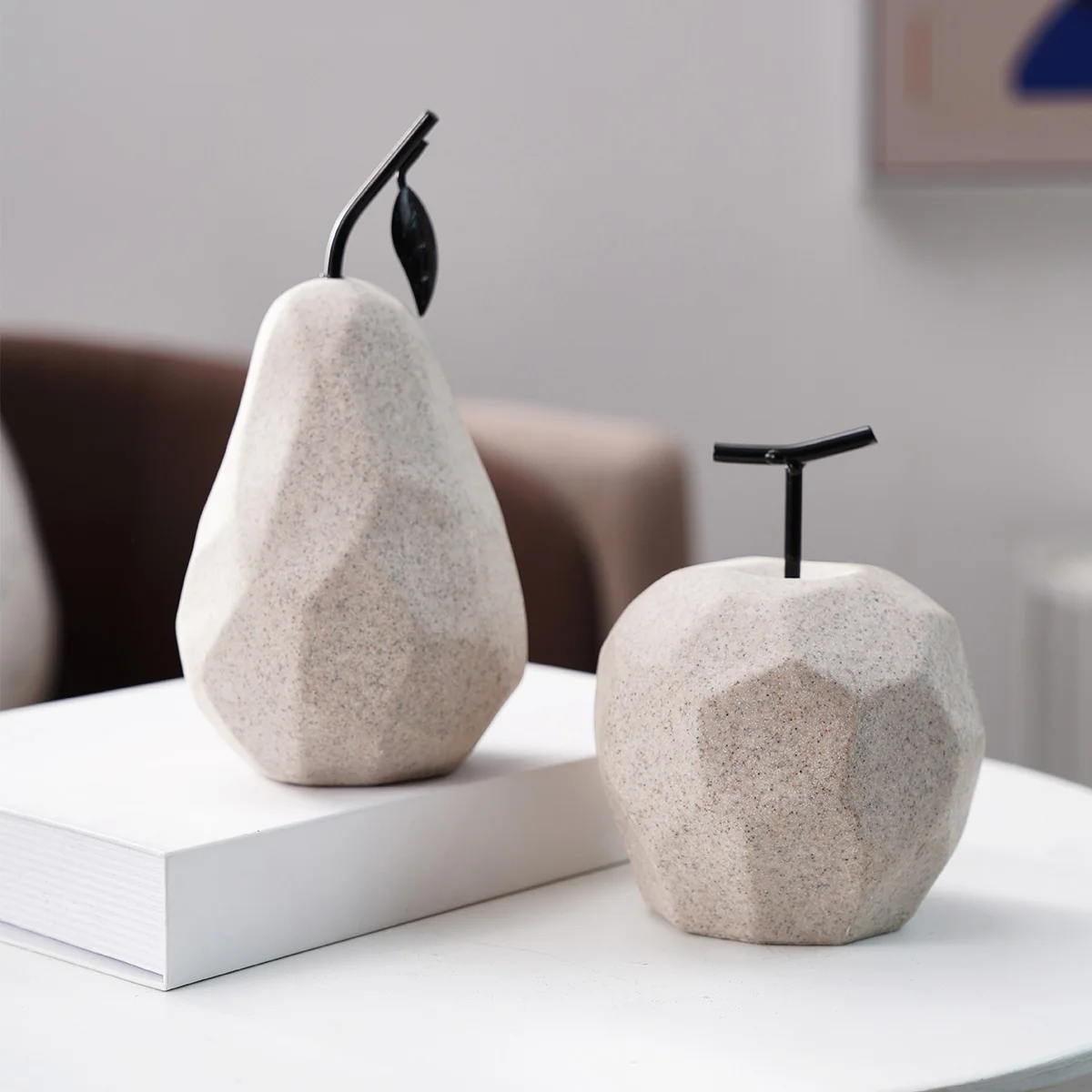 1PC, a creative and simple geometric apple and pear shaped resin decorative item, a festive home desktop display