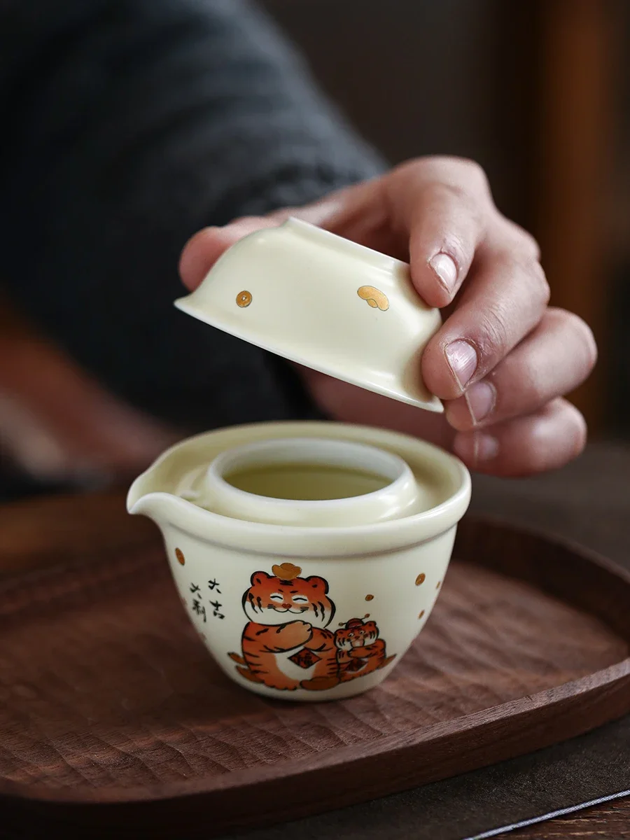 Sketch Jingdezhen Handmade and Hand-Painted Goda Takeshi Travel Tea Set Tiger Pot Stoneware Kombucha Teapot