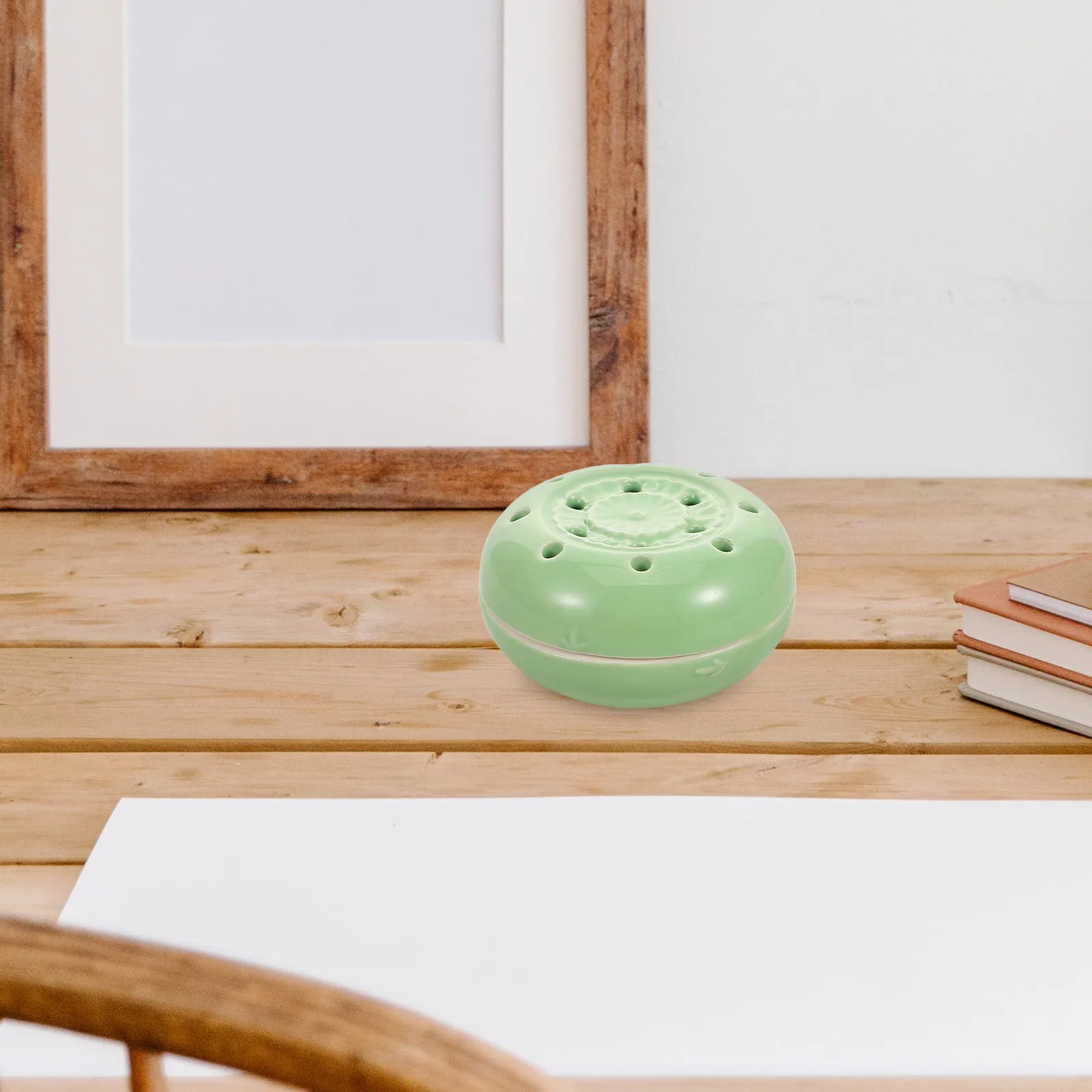 Ceramic Moxibustion Box Portable Compact Anti-Burn Moxa Holder with Design for Relaxation