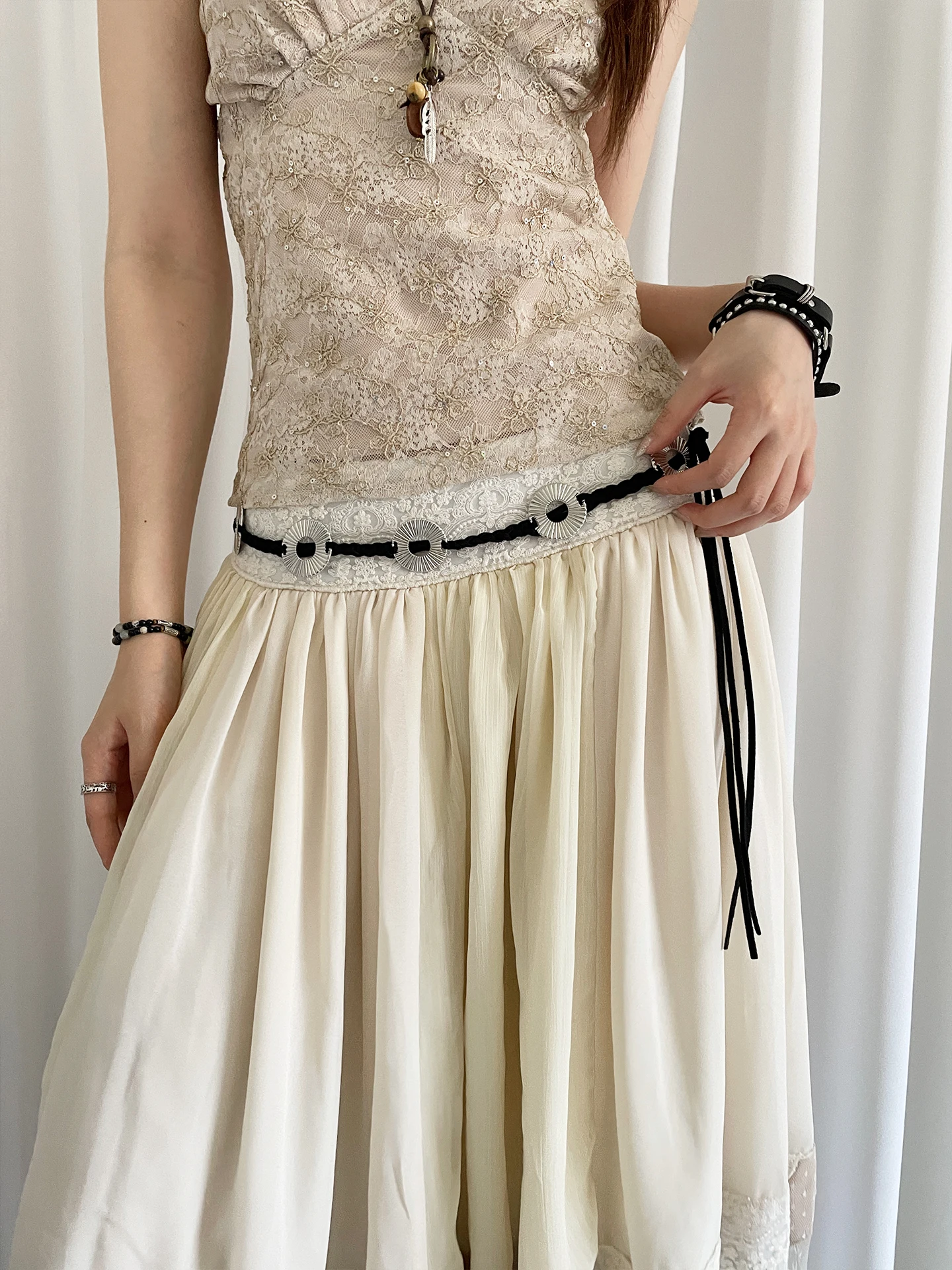 Retro Handmade Woven Round Belt For Women Bohemian High-End Skirt Jeans Waist Rope Accessory Belt