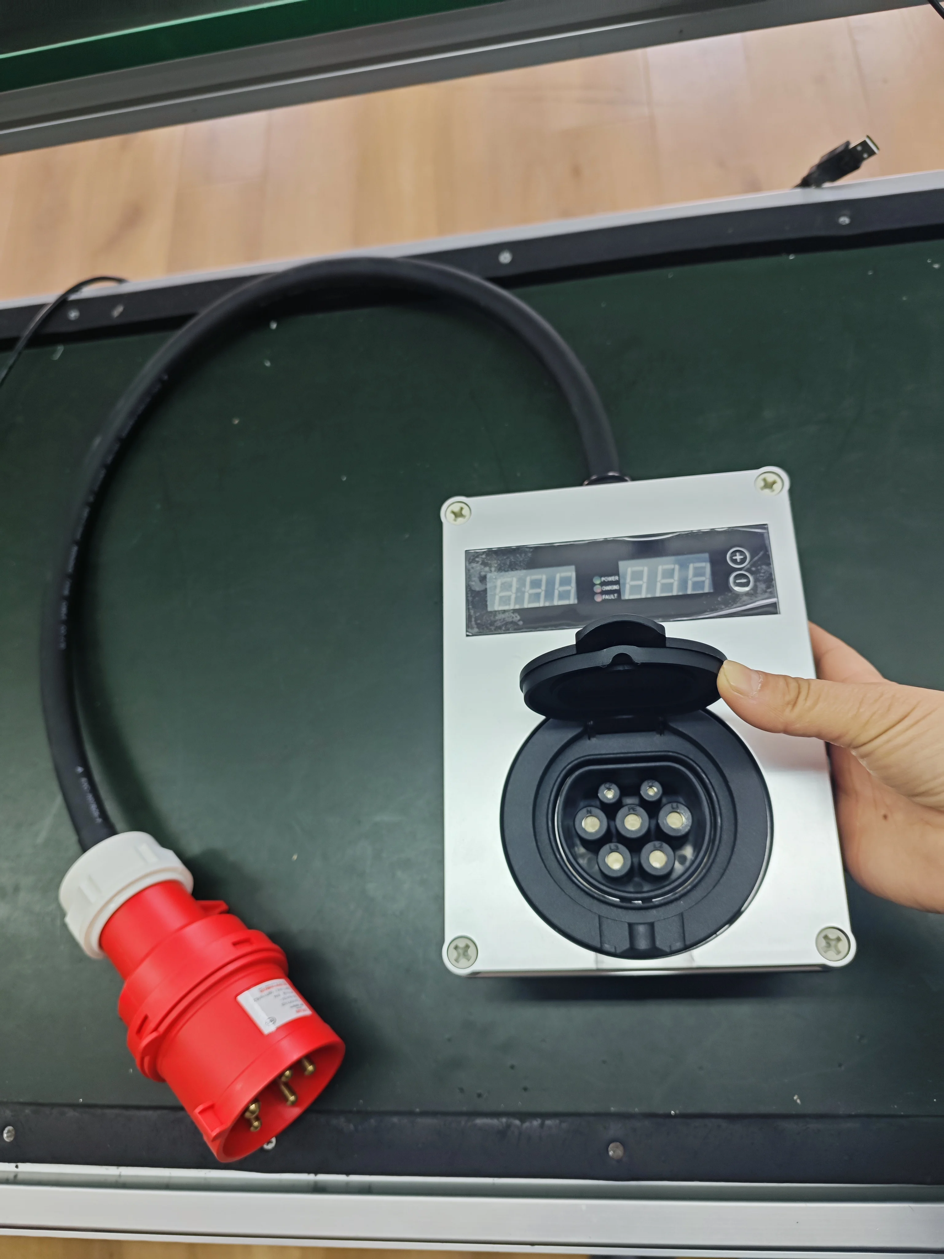 Caricatore AC per Veicoli Elet - Ev Charger 22Kw Wallbox Type 2 recensione e prezzo