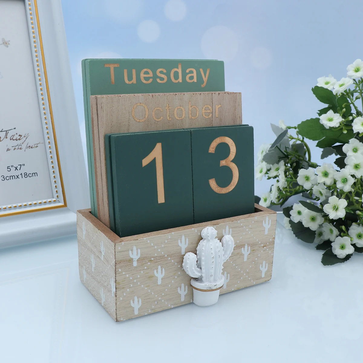 Home Decor Desk Calendar Office European Style Wooden Crafts Work Ornaments for