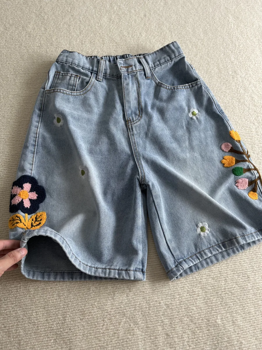 

American High Street Floral Embroidery Denim orts Men's Women's Summer Retro Cool Five-Quarter Pants Straight Loose Fit Jeans