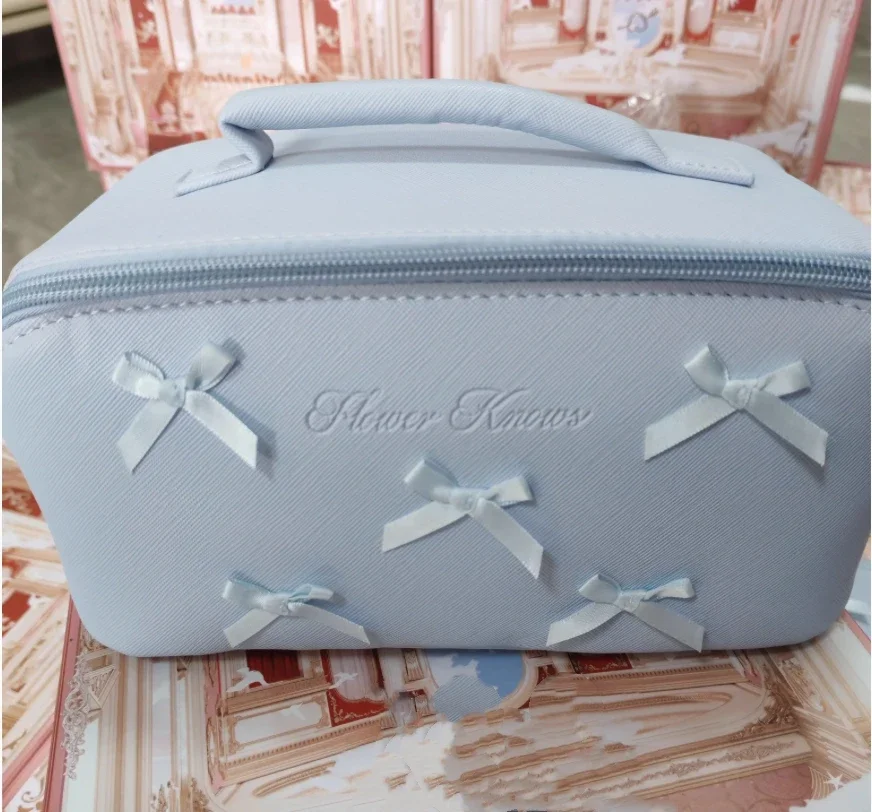 Flower Know Cosmetic Bag Blue Portable Makeup Storage Bag And Card Bag Cute And Pleasant For Many Cosmetic Sizes