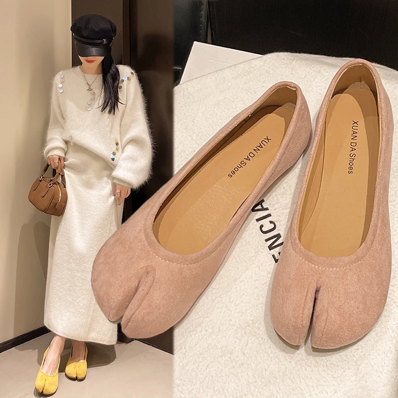 

Туфли ниндзя из флока в стиле ретро, женские лоферы на плоской подошве с мягкой подошвой, женские шлепанцы с раздельным носком, босиком, неглубокие туфли Мэри Джейн