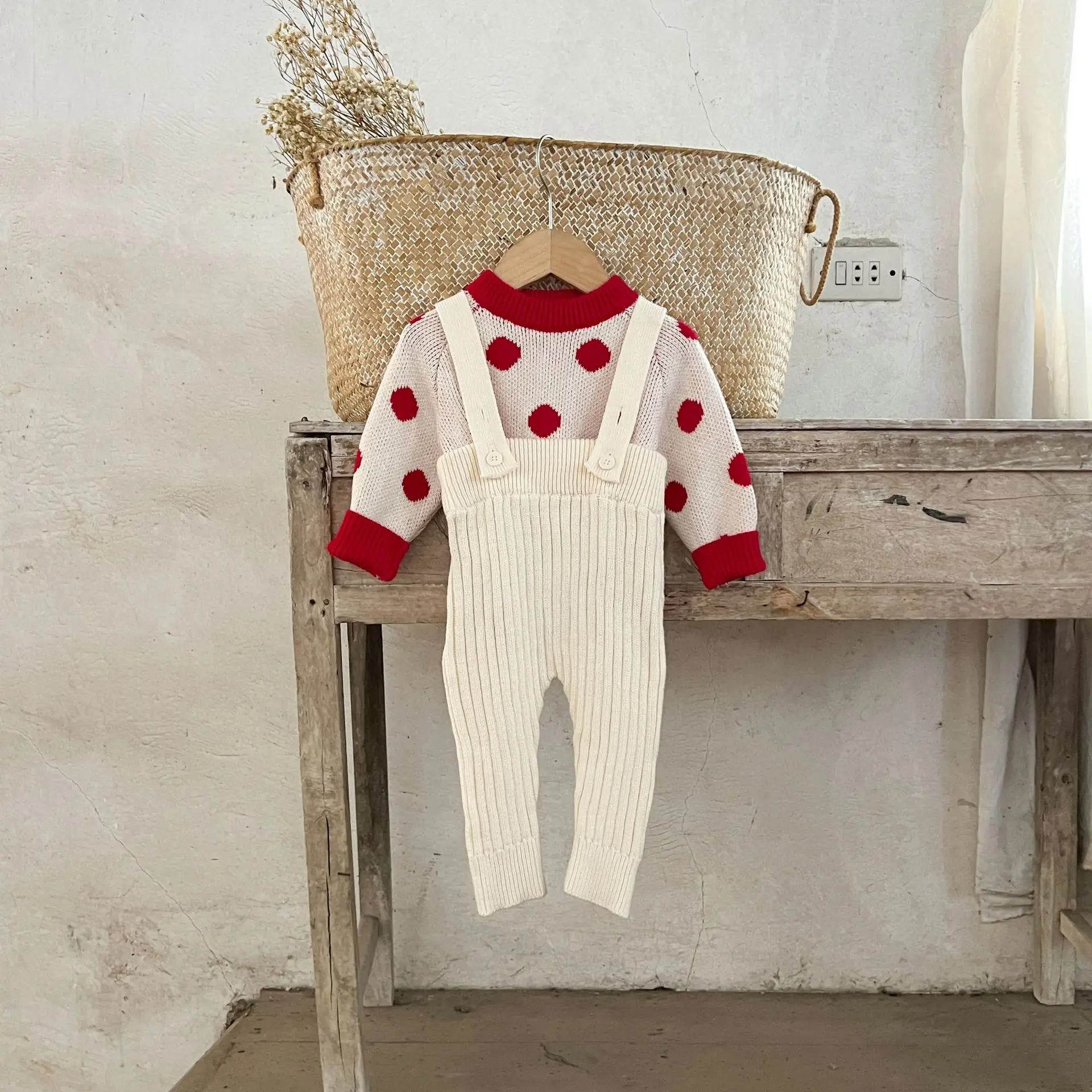 Ins Autumn Newborn Girl 2PCS Clothes Set Cotton Dot Infant Girl Knitted Sweater Outfits Solid Ribbed Kid Baby Girl Overalls Suit