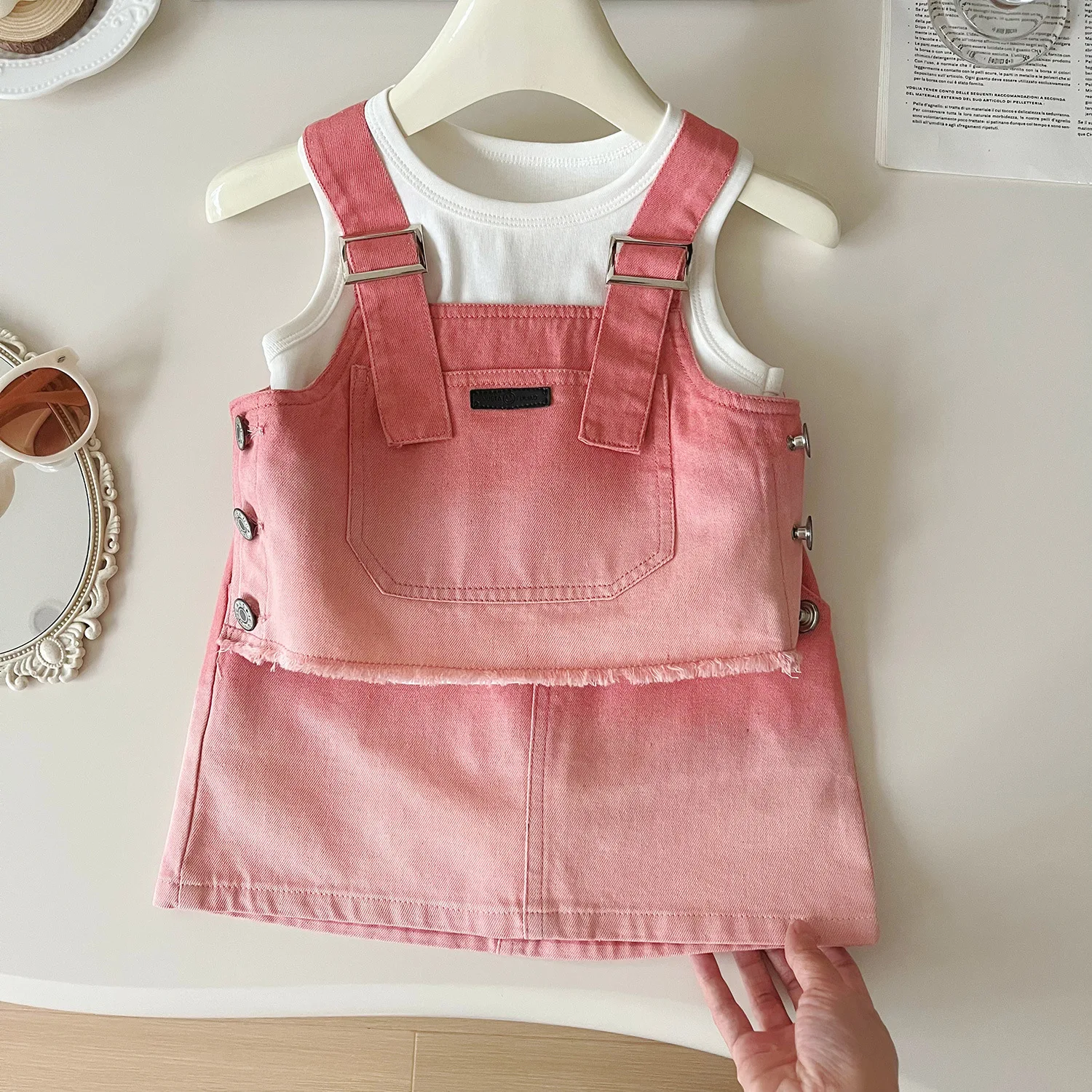 Conjunto de 3 piezas de Falda vaquera para niña, Top sin mangas con tirantes y botones, color rosa degradado, suave, vaquero, verano, 2024