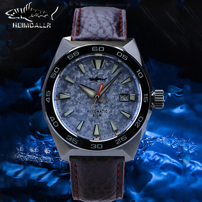 Heimdallr Monster 200M Diver Men Watch Frost Red Dial Sapphire Crystal NH35 ساعة يد ميكانيكية أوتوماتيكية مقاومة للماء كاملة Lume