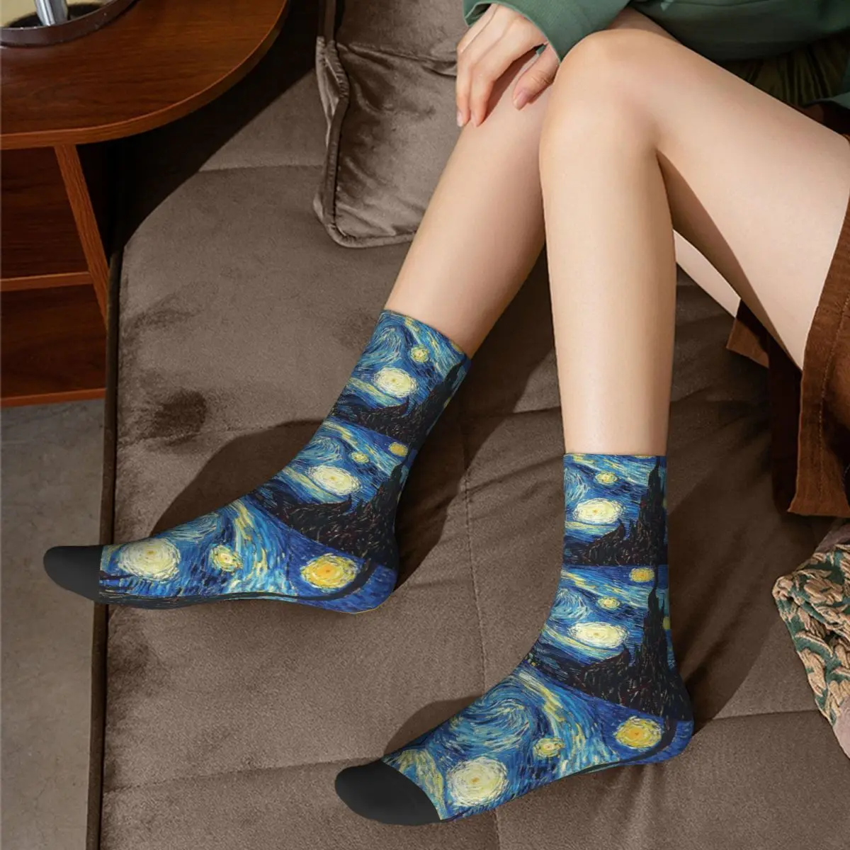 Casual Tardis Vincent Van Gogh Basketball Socks Starry Night Polyester Crew Socks for Women Men Breathable