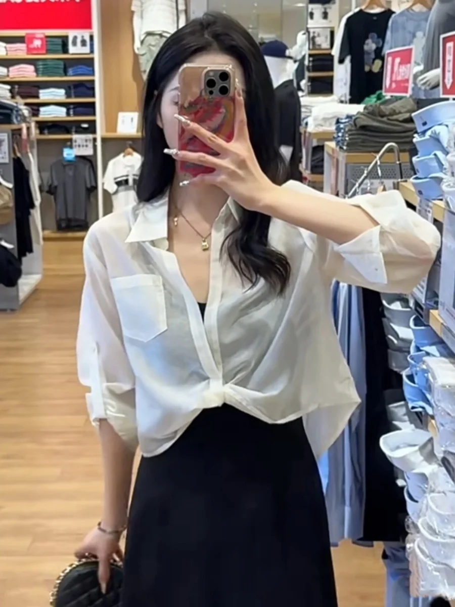 

Летняя тонкая повседневная шелковая рубашка с длинным рукавом для защиты от солнца, женская, новинка 2026 года, утягивающая, универсальная, свободного кроя, для офиса и повседневной носки