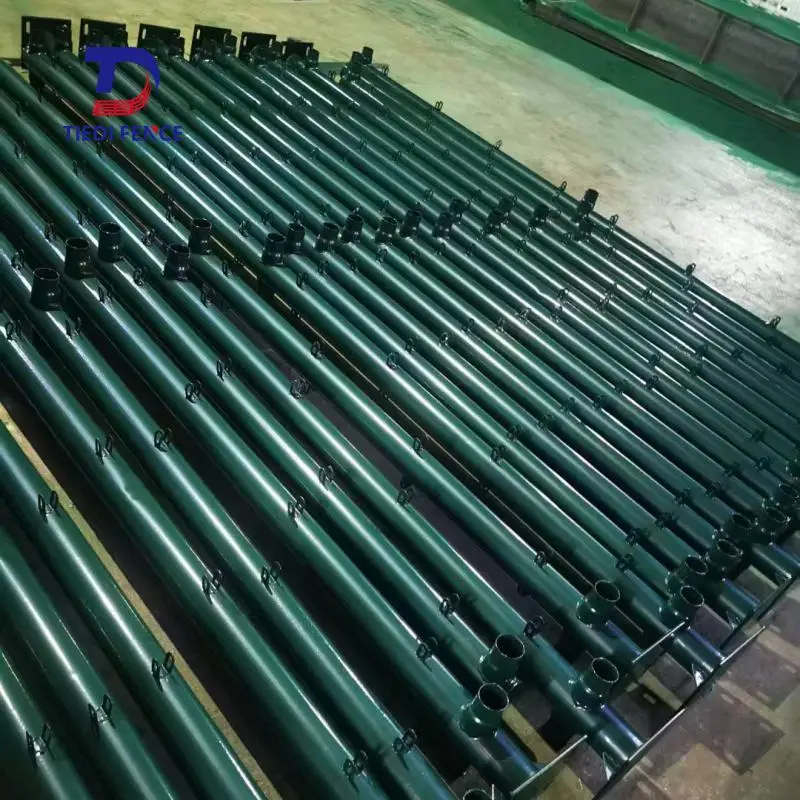 custom.Iron Field Chain Link Wire Fence Outdoor Soccer Field