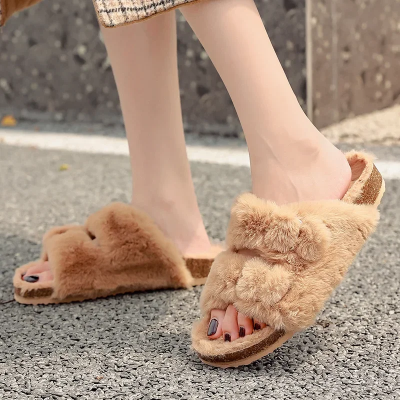 ผู้หญิง Fuzzy รองเท้าแตะ Cork Footbed Fluffy สไลด์รองเท้าแตะเปิดนิ้วเท้าบ้านในร่มรองเท้า Arch สนับสนุนรองเท้าแตะปรับได้