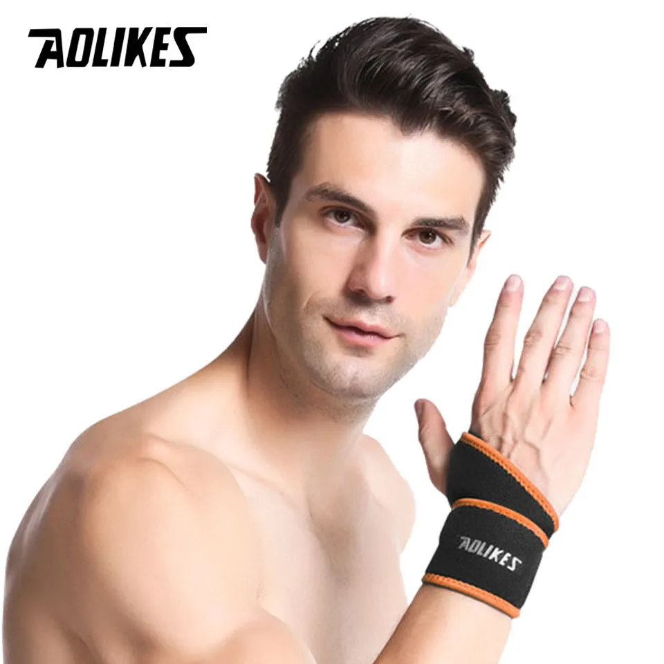 AOLIKES Adjustable Wrist Compression Strap and Wrist Brace Sport Wrist Support for Fitness,Basketball,Weightlifting, Tendonitis