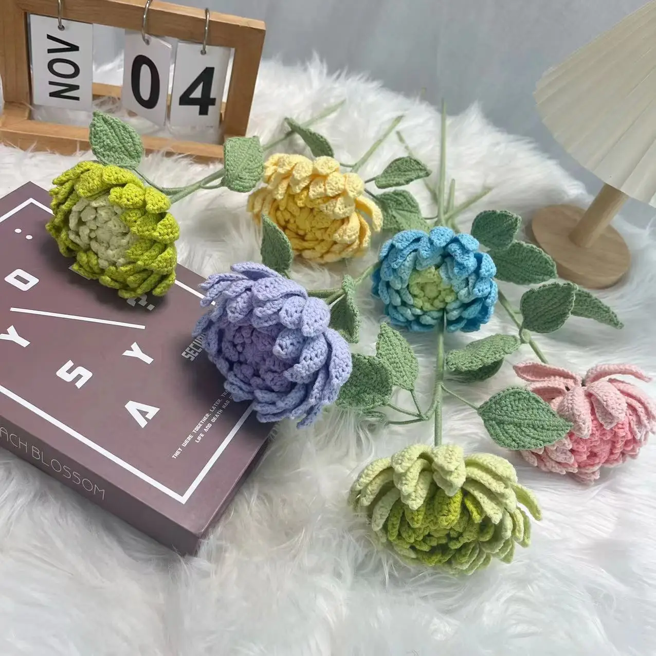 Dahlia Finished Products Handmade Bouquet Home Decor Hook Weaving Gift for Girlfriend Simulation Knitted Flowers