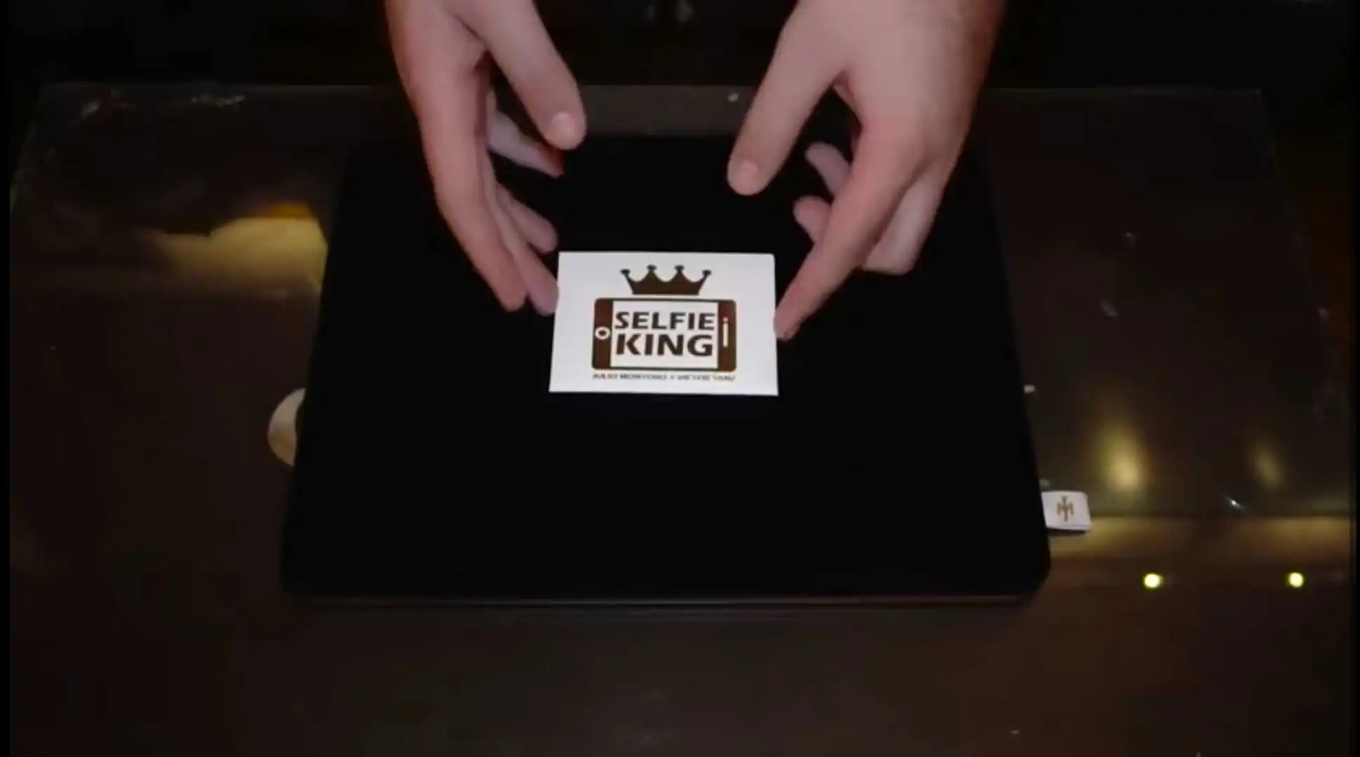 2020 Selfie King by Julio Montoro and Victor Sanz  , Magic tricks  Magic tricks